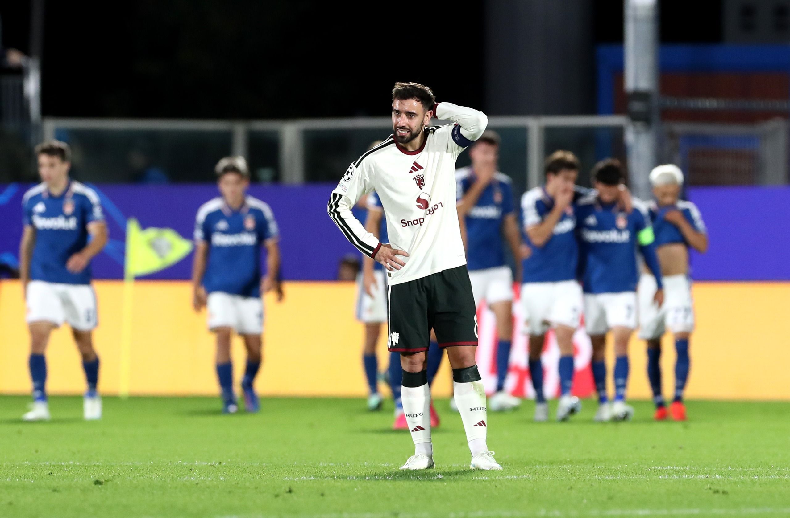 ‘That’s not on me’ – Manchester United captain Bruno Fernandes savages Michael Carrick after Como defeat