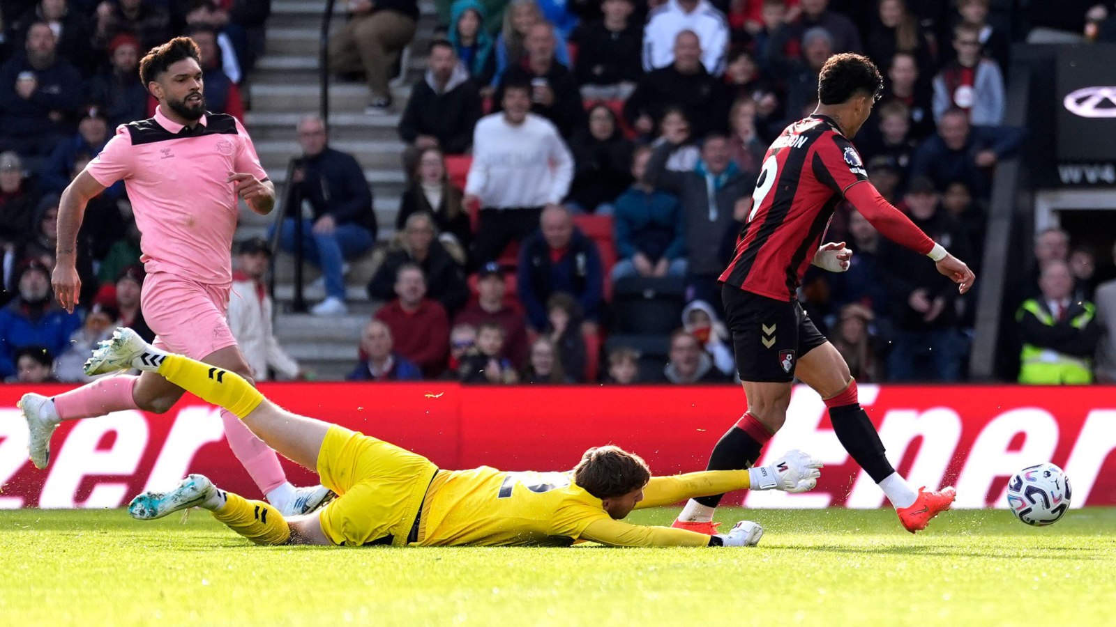 Roberto Firmino’s successor emerges thanks to Bournemouth ‘laptop gurus’