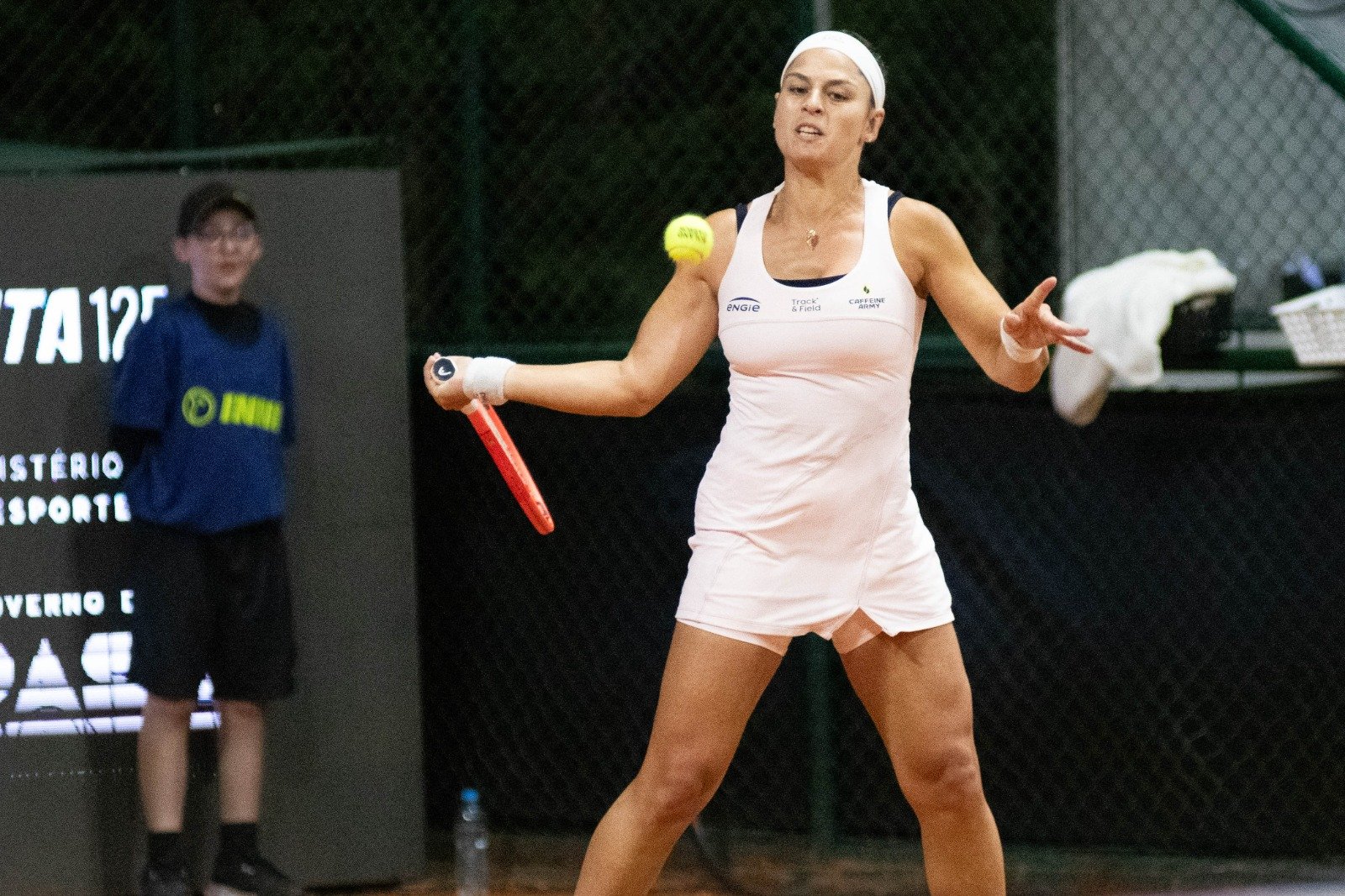 Pigossi e Carol caem em Curitiba, Cé e Naná buscam quartas de final