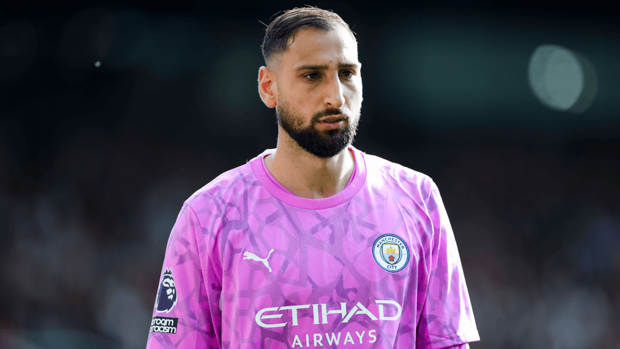 Manchester City host Champions League holders Paris Saint-Germain