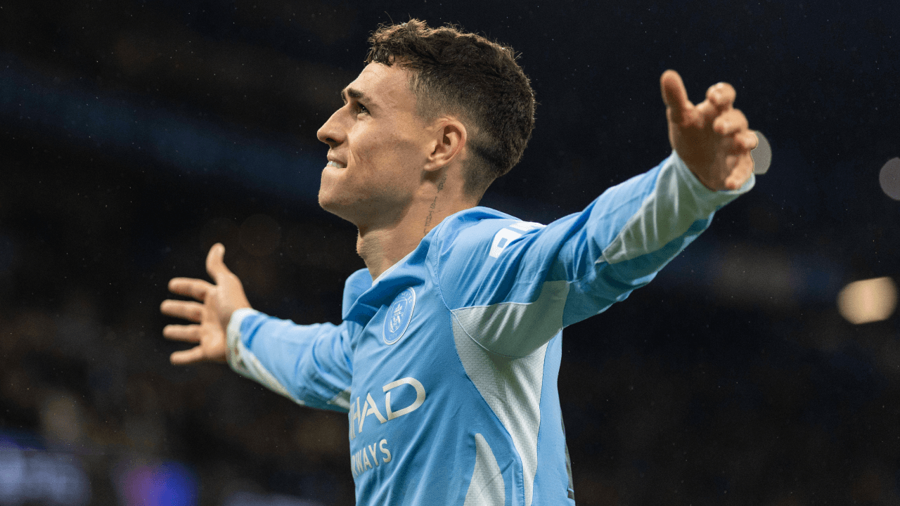 Man City look to continue winning streak on trip to Villa Park