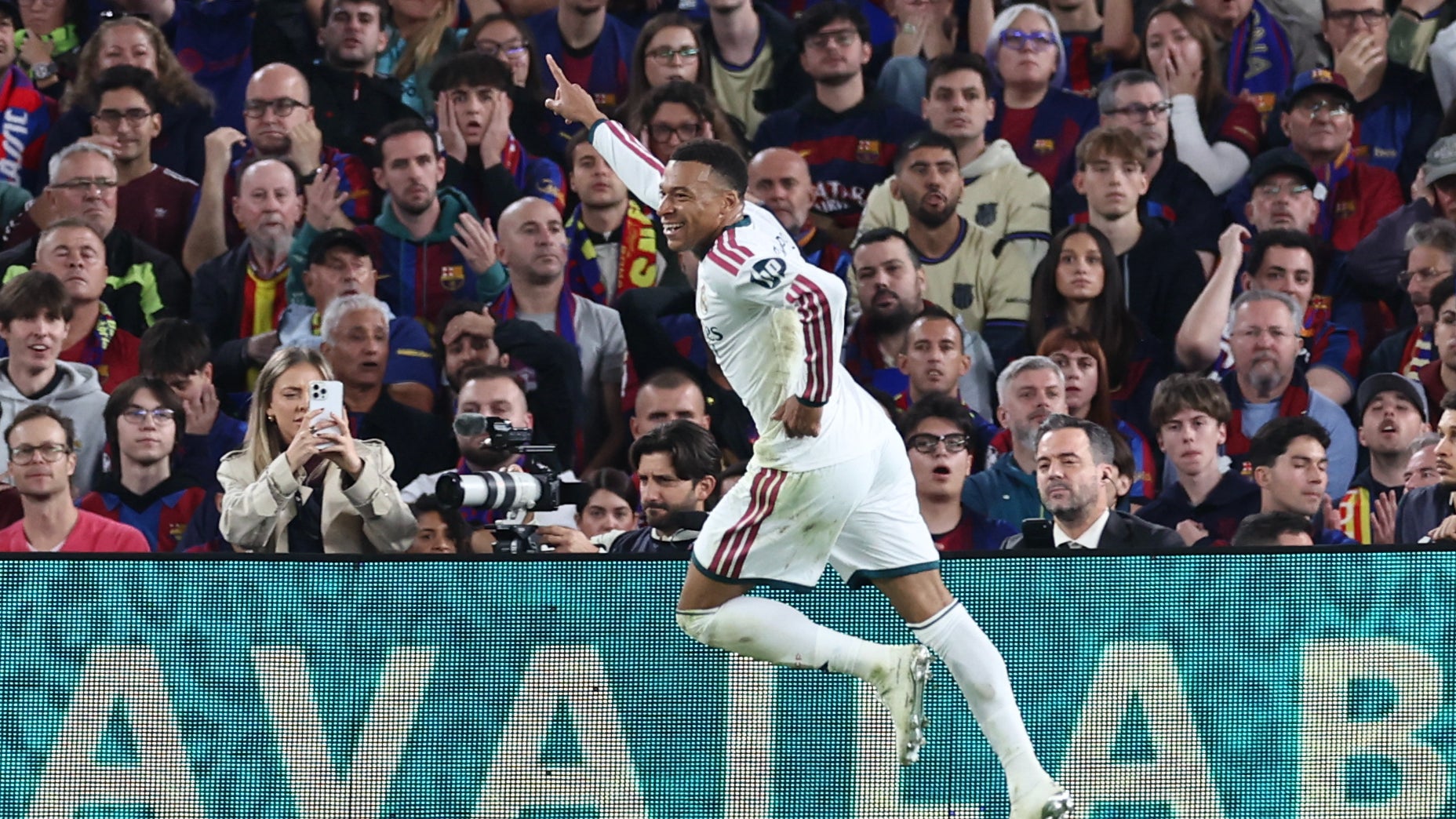 Mbappé marque les esprits à la veille de la cérémonie du Ballon d’or 2026