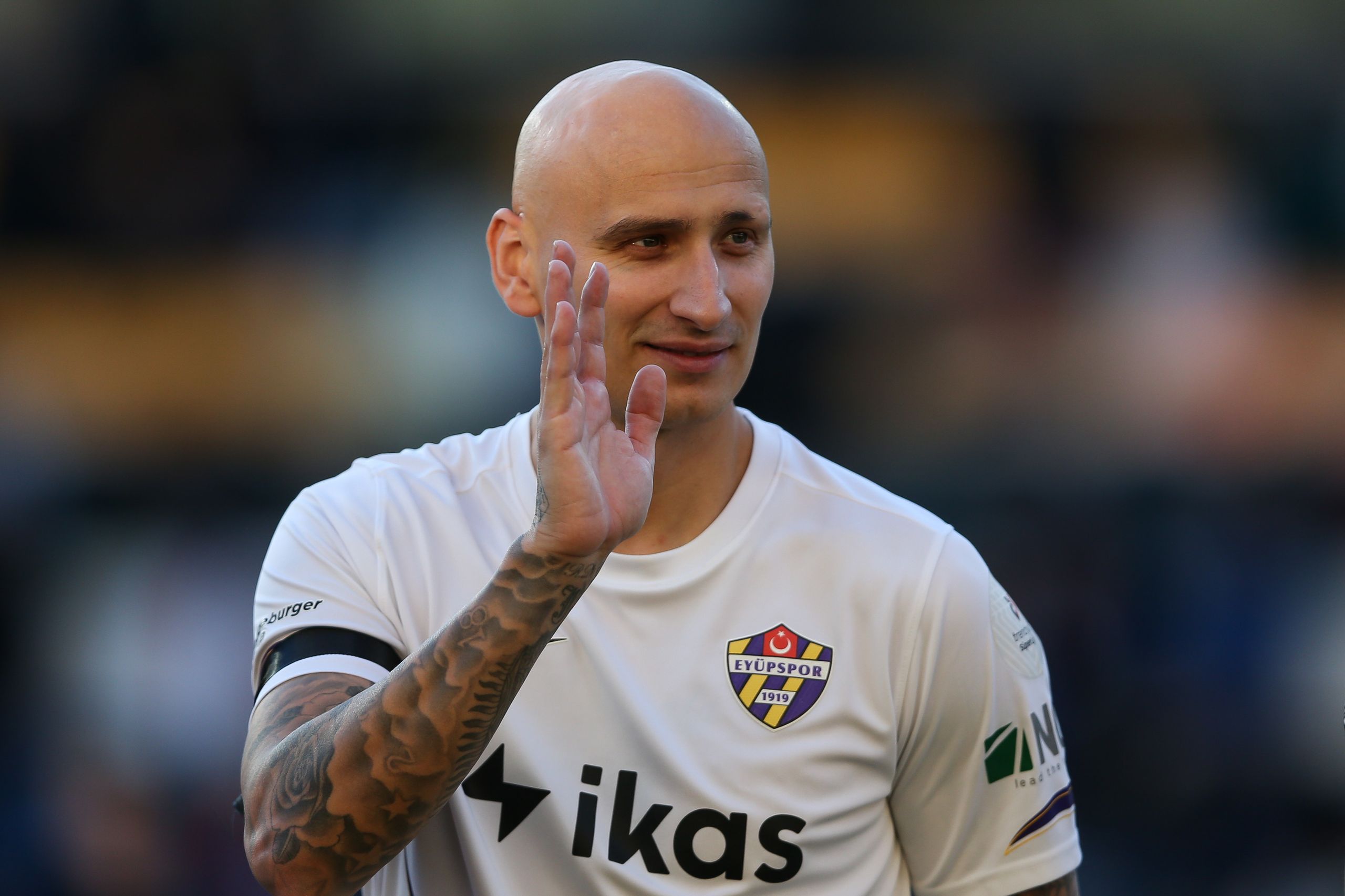 ‘Living in Turkey was difficult. Clubs paid foreign players in cash and I got addicted to sleeping tablets’ Jonjo Shelvey on the challenges he faced during his 18-month spell in Turkey