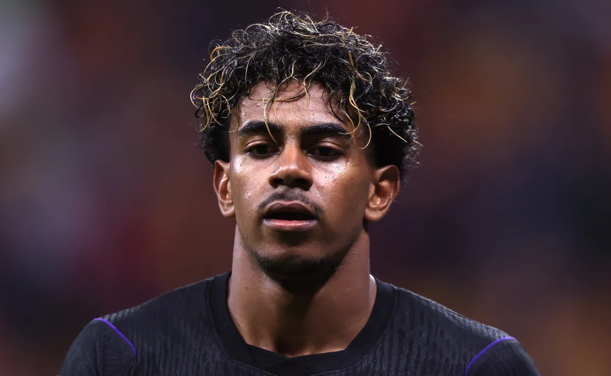 Hansi Flick explains why Lamine Yamal played full 90 minutes in Barcelona’s 4-1 win over Galatasaray
