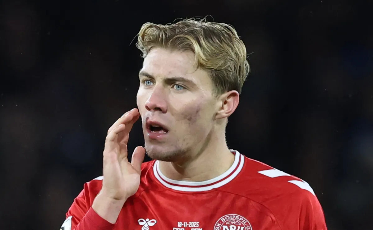 Video: Rasmus Hojlund hits Cristiano Ronaldo celebration vs. Portugal, sparks tense exchange with Jorge Jesus