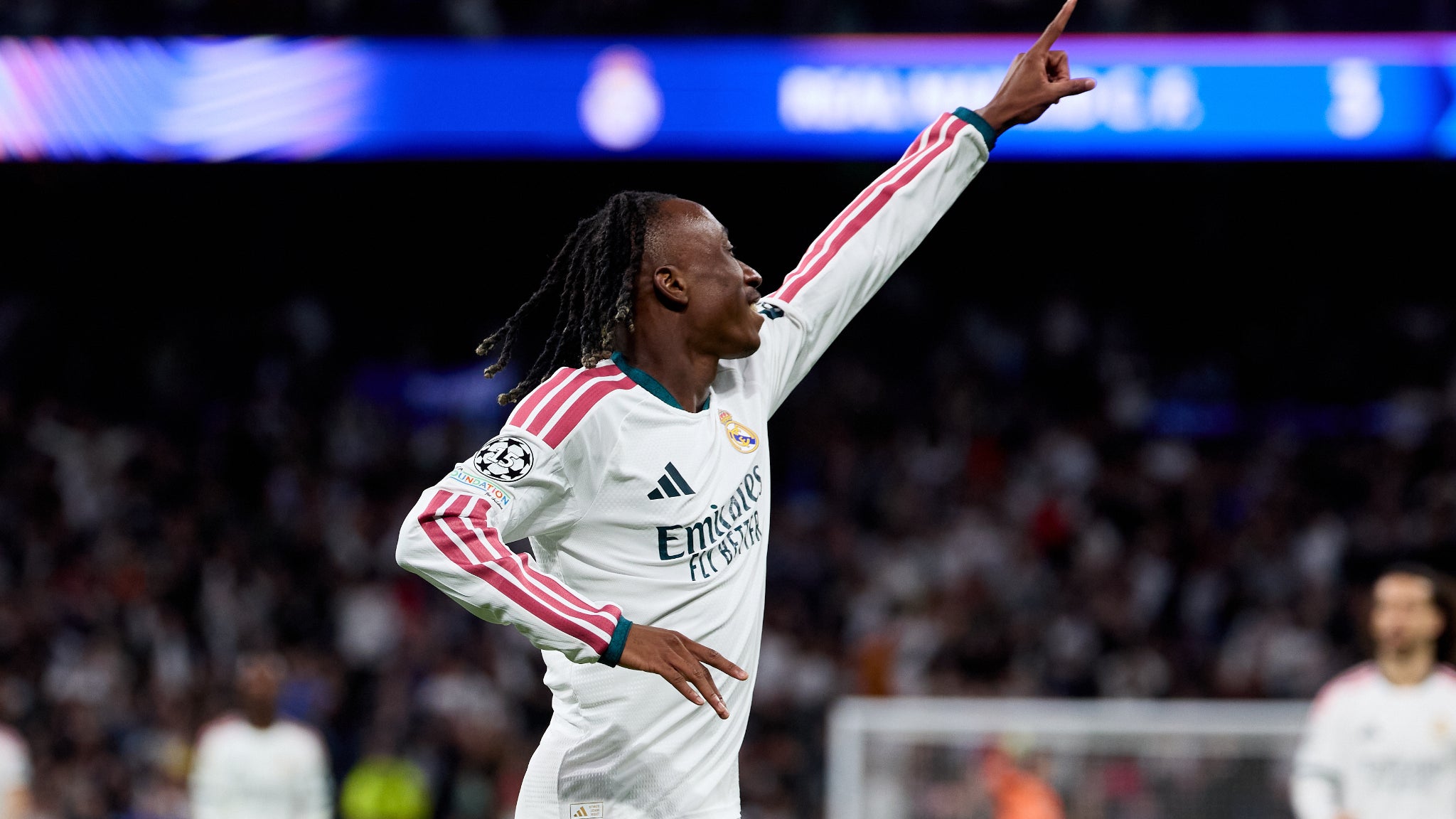 la volée extraordinaire de Diomandé, son premier but en Ligue des champions