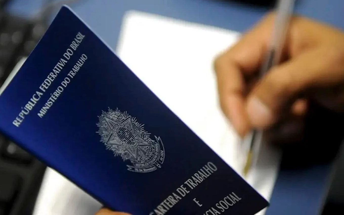 Trabalhador demitido por causa de voto pode receber salário em dobro · Economia Real