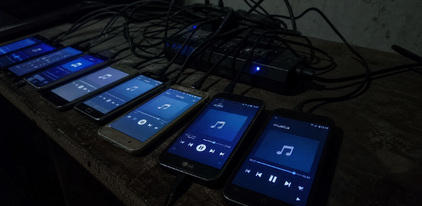 EUA condenam músico por fraude com músicas de IA em streaming