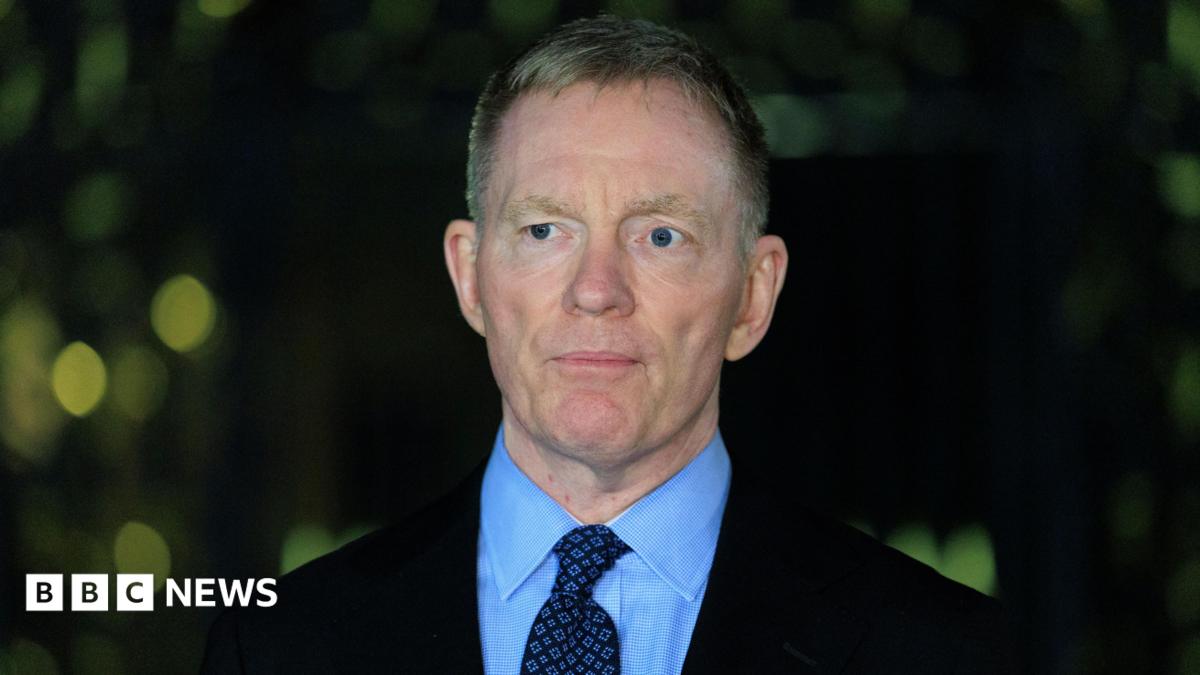 Drumcree: Secretary of state Sir Chris Bryant bans contentious parade