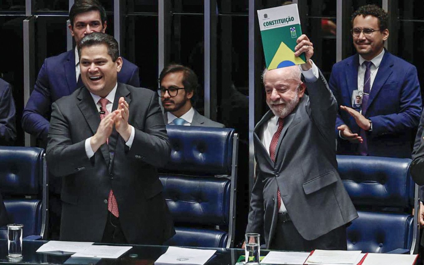 Empresas têm até dezembro para adotar a escala 5×2 · Economia Real
