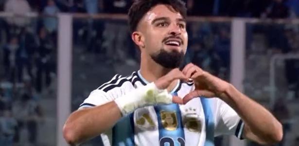 Sem Messi, joia comanda goleada da Argentina na Bolívia, e Flaco marca pela primeira vez