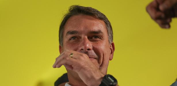 Mercado vê contradições de Flávio na economia, mas dá benefício da dúvida
