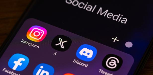 Redes sociais prejudicam democracia ao espalharem boatos, diz pesquisa