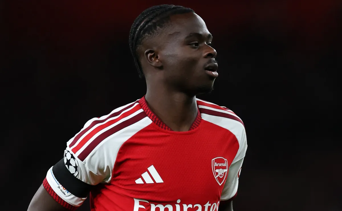 Why was Bukayo Saka subbed off by Arsenal vs Bayern Munich in the 2026-27 Champions League?