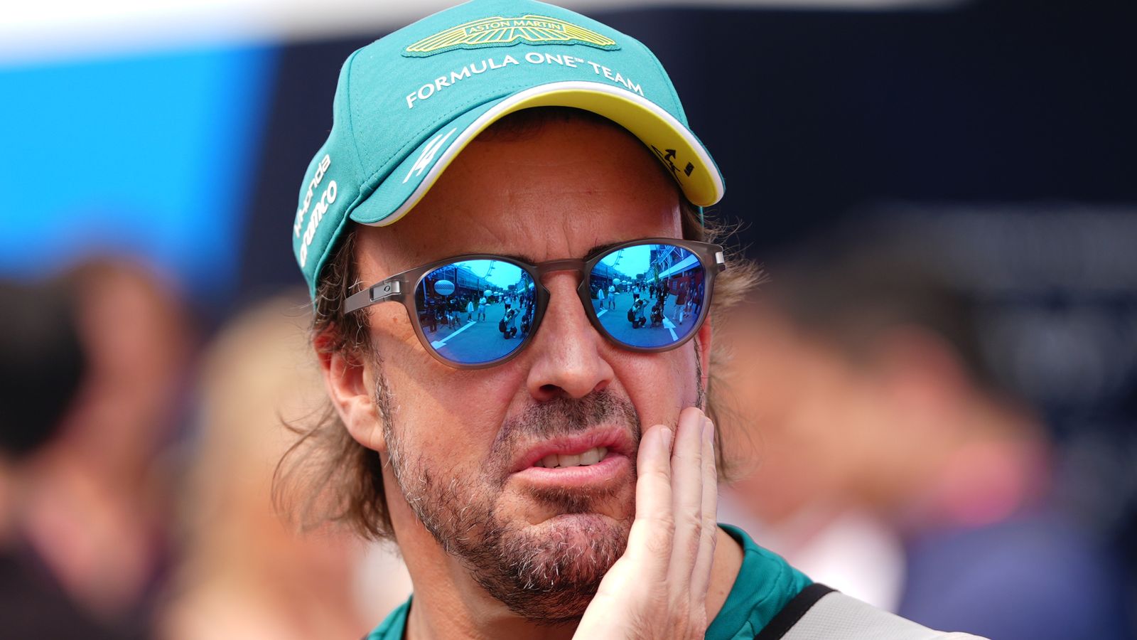 Fernando Alonso criticises Alex Albon and says ‘quality of drivers is very low’ in bottom third of F1 field at United States GP | F1 News