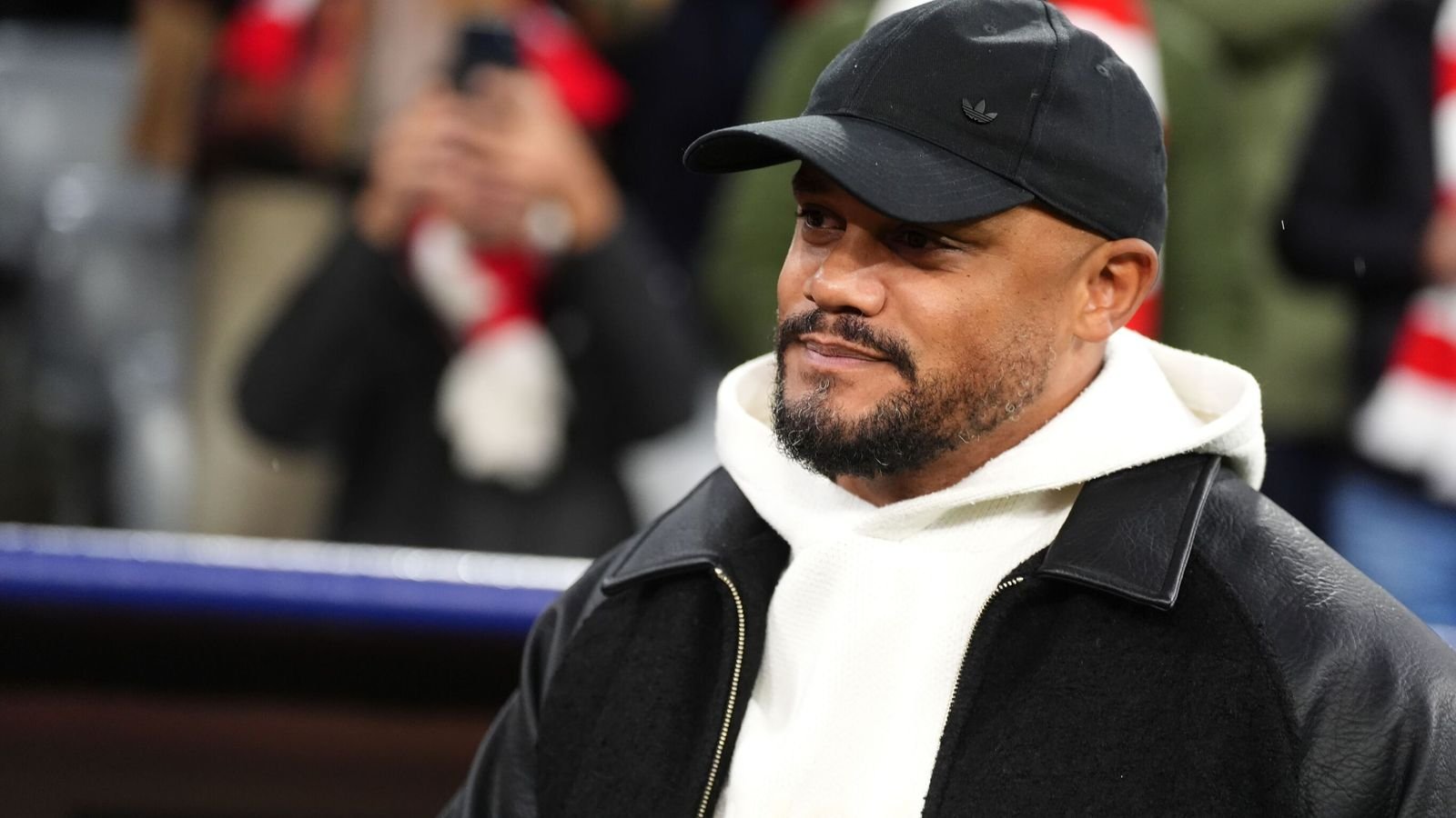 Vincent Kompany: Bayern Munich head coach discharged from hospital after collapsing at training | Football News