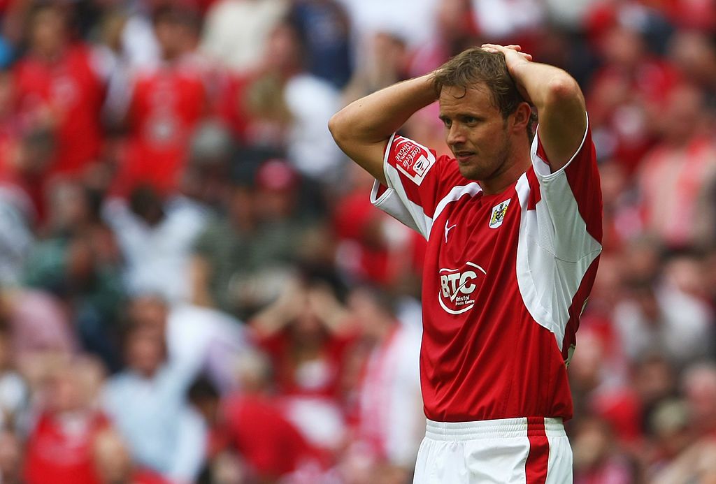 “There were many Premier League players, let alone Football League players, that didn’t have the level of fame I did” Streets-won’t-forget-football Lee Trundle looks back at the height of his “mad” career as he turns 50